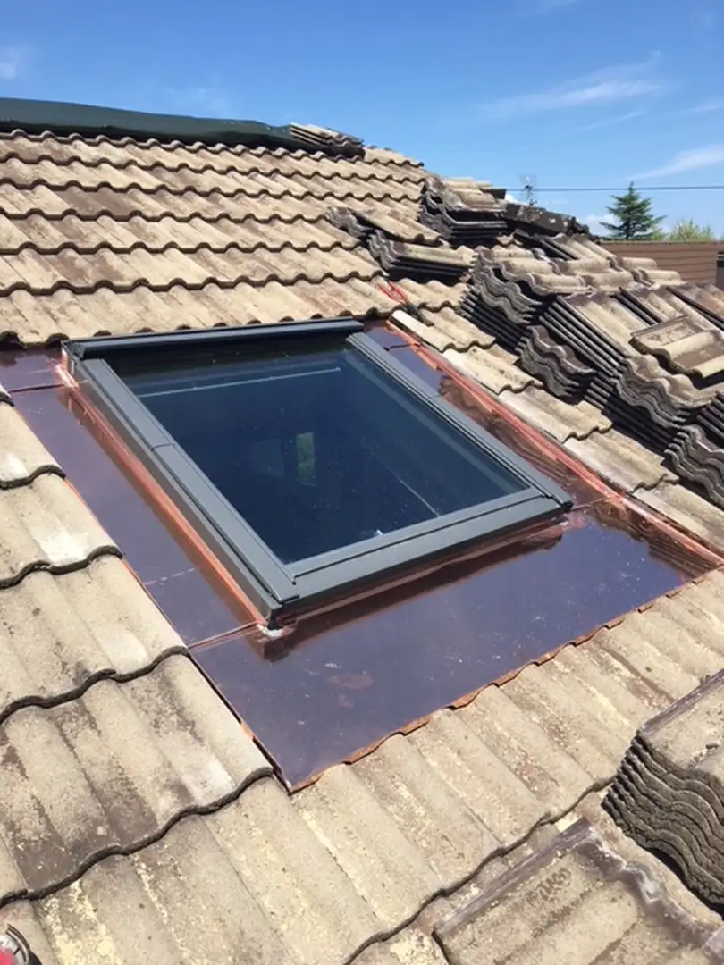 Abergement velux sur tuile ciment cuivre n°2.comprs